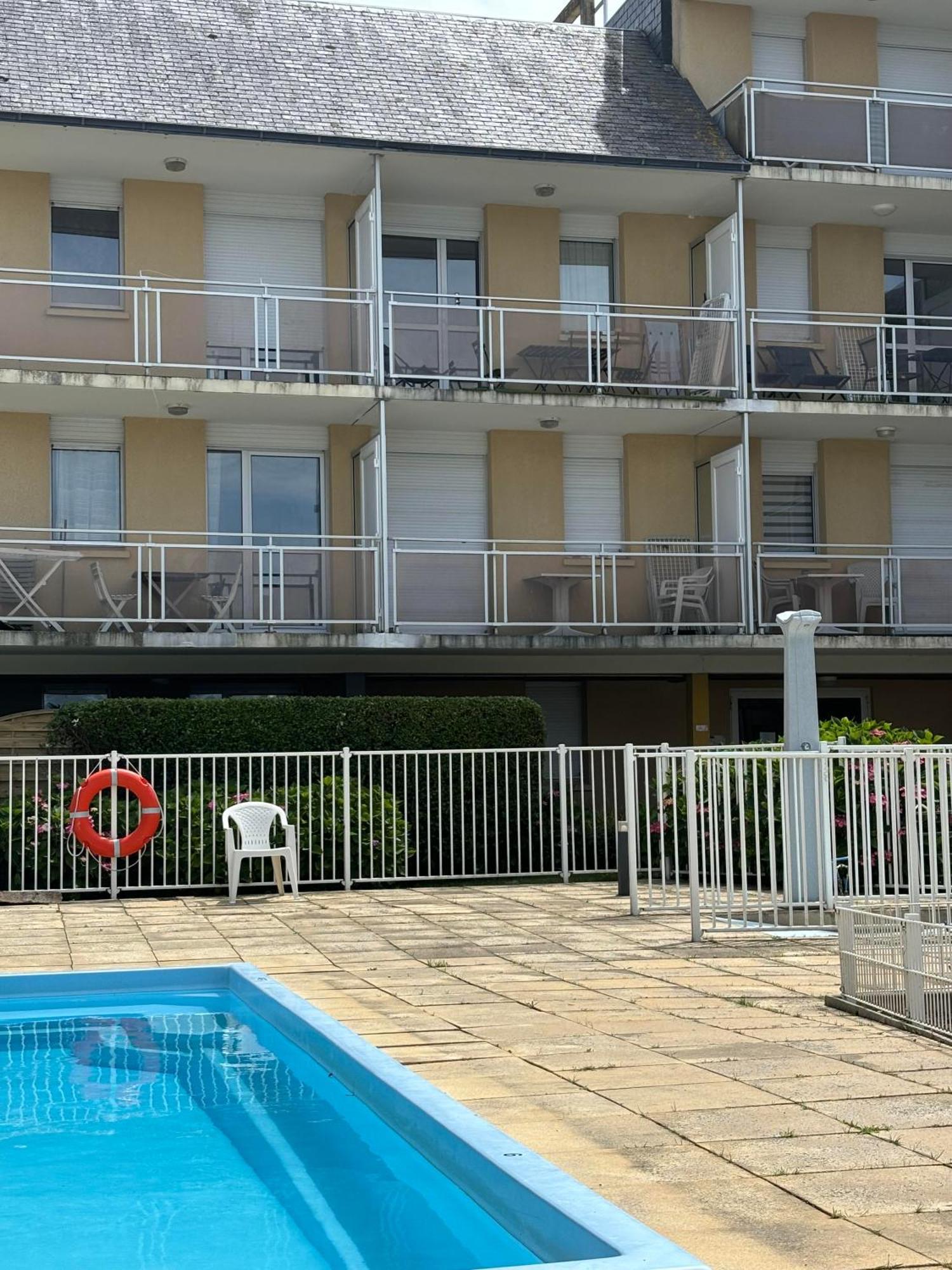 Appartement Studio 4 Personnes Dans Residence Avec Piscine 基伯龙 外观 照片