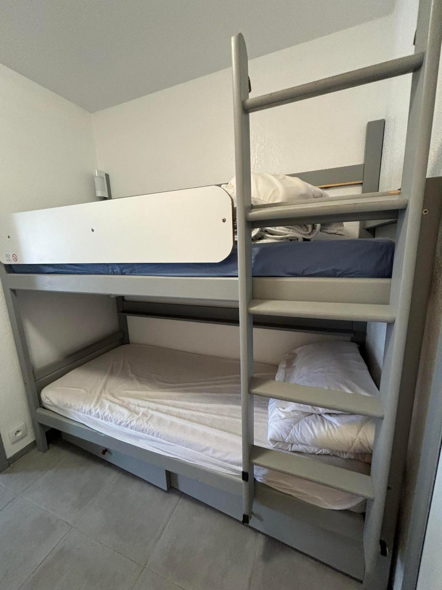 Appartement Studio 4 Personnes Dans Residence Avec Piscine 基伯龙 外观 照片